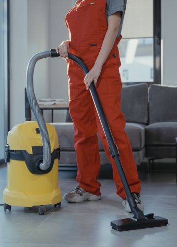 house cleaning services Riverside